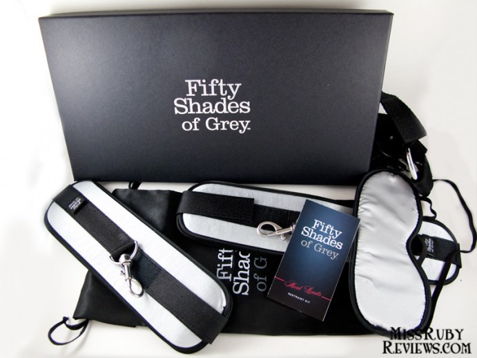 Review Fifty Shades of Grey Hard Limits Restraint Kit Miss