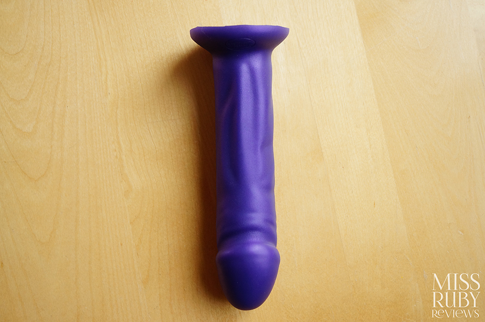 A picture of the Tantus Vamp Super Soft dildo