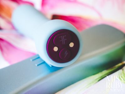 An image of the buttons on the FemmeFunn Booster Bullet