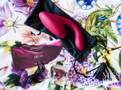 An image of the Womanizer Duo box contents