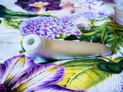 An image of the Satisfyer Luxury High Fashion