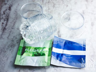 The box contents of the Fleshlight Quickshot Vantage