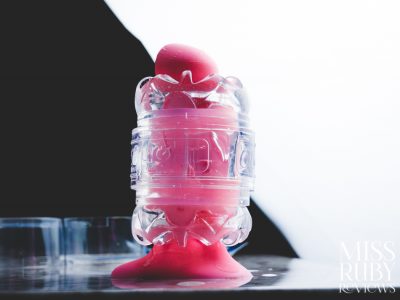 A dildo inserted into the Fleshlight Quickshot Vantage