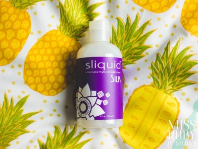 An image of the Sliquid Silk lubricant