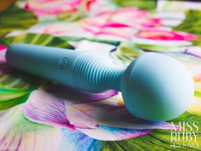 Maia Aria wand review by Miss Ruby Reviews