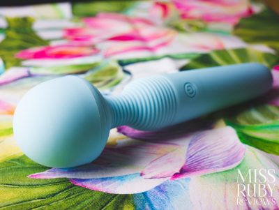 Maia Aria wand review by Miss Ruby Reviews