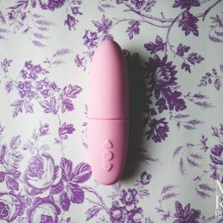 Toyfriend Smooth Snazzy Clitoral Vibrator review by Miss Ruby Reviews
