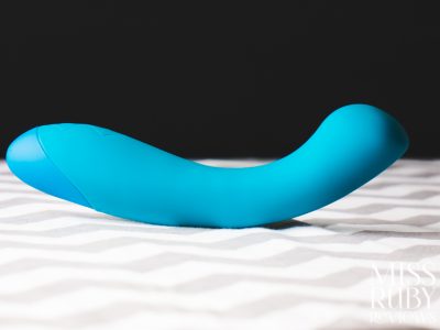 Blush Noje V1 Vibrator review by Miss Ruby Reviews