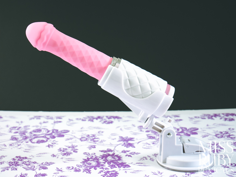 Pillow Talk Feisty Thrusting Vibrator review by Miss Ruby Reviews