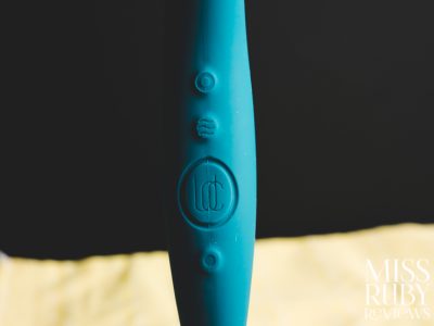 Lora DiCarlo Sway Warming Vibrator review by Miss Ruby Reviews