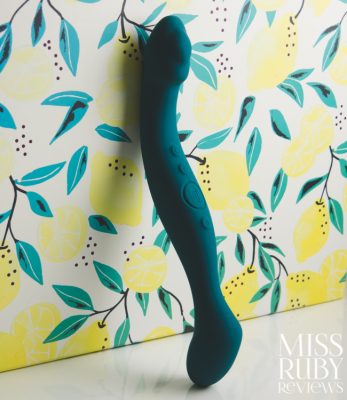 Lora DiCarlo Sway Warming Vibrator review by Miss Ruby Reviews