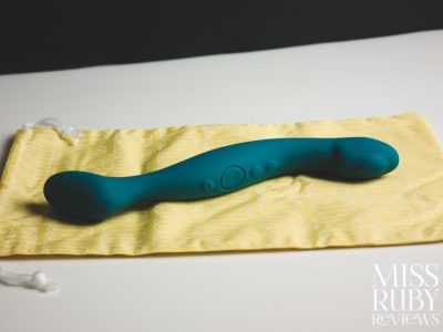 Lora DiCarlo Sway Warming Vibrator review by Miss Ruby Reviews