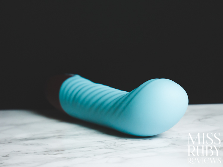 Femme Funn Lola G Liquid Silicone G-Spot Vibrator - 8 Vibration Modes -  Rechargeable - Waterproof