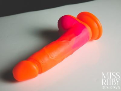 Valm Realistic dildo review by Miss Ruby Reviews