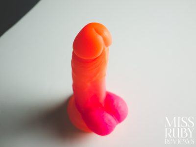 Valm Realistic dildo review by Miss Ruby Reviews