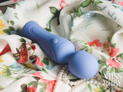 BMS Factory Swan Era Wand review by Miss Ruby Reviews