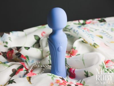 BMS Factory Swan Era Wand review by Miss Ruby Reviews